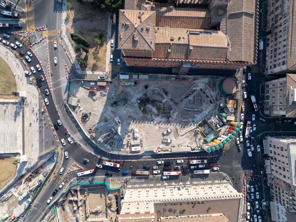 METRO C – Stazione Venezia  Un tesoro emerge dallo scavo archeologico